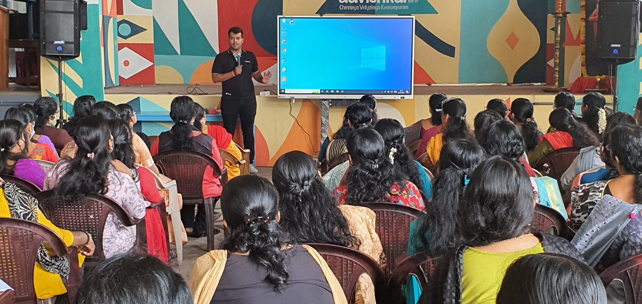 Senses Intelligent Interactive Panel – Chinmaya Vidyalaya Kunnumpuram